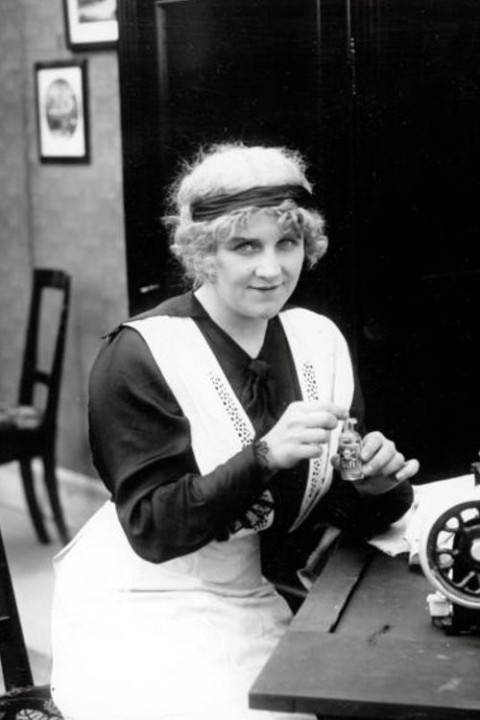 Detektivens Barnepige (1914)