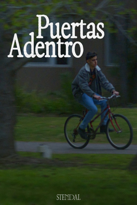Puertas adentro (2025)