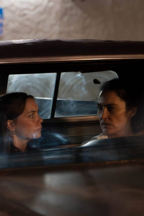 Stay in the car (2026)