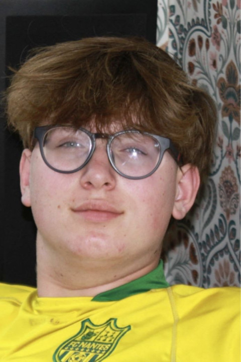 Les araignées tissent (2026)