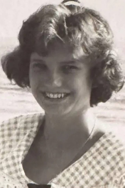 Joan Chambers