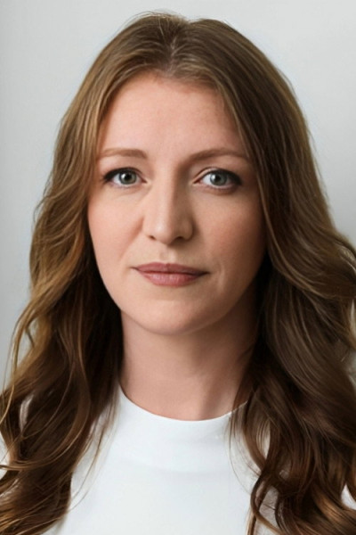 Jenna MacMillan
