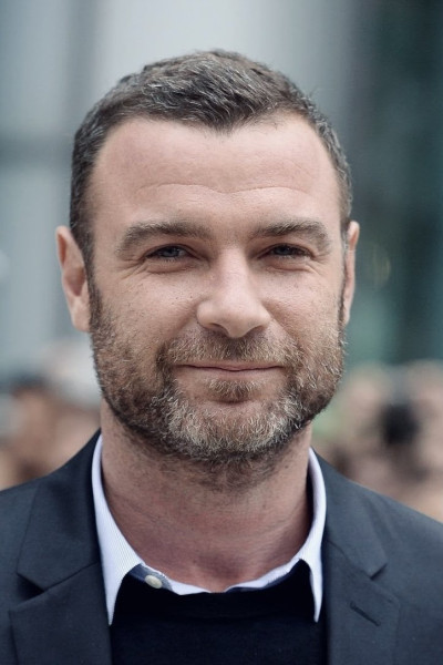 Liev Schreiber 