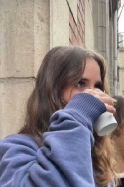 Nina Amiard