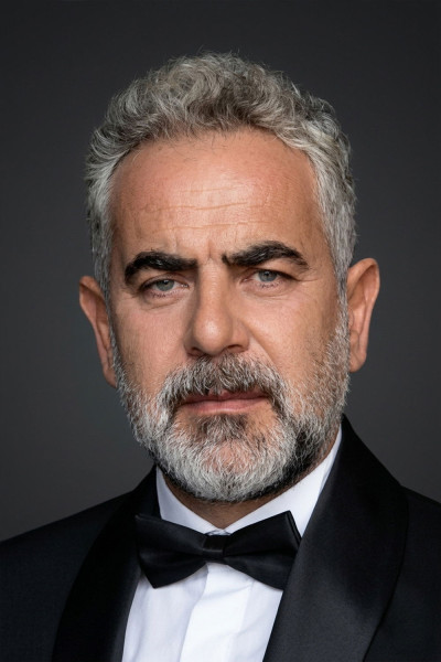 Yurdaer Okur