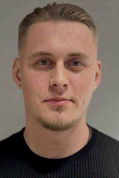 Артём Белоусов